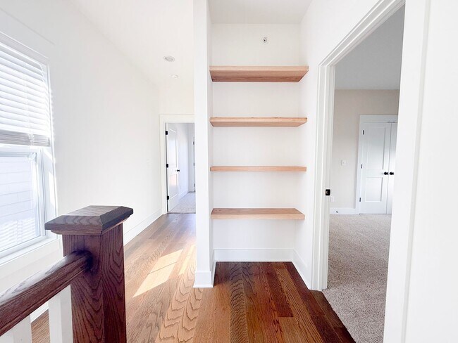 Building Photo - Spacious 4-Bedroom Home Near Tennessee Tech with Pool Access and Pet-Friendly Living