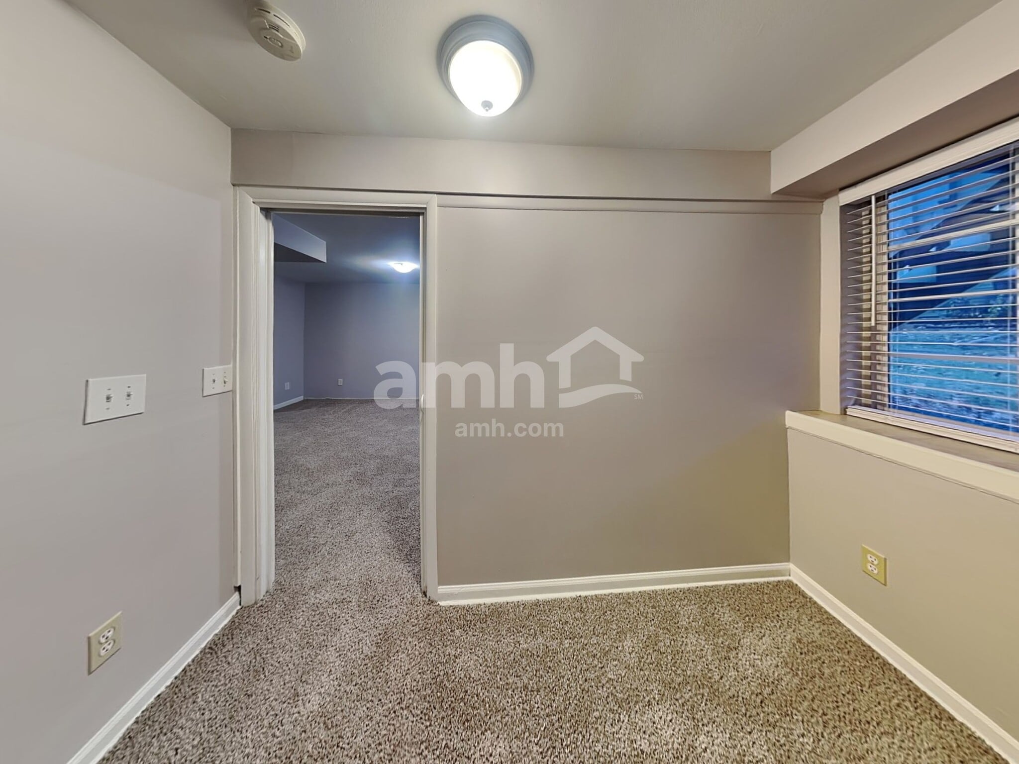 Building Photo - 205 Port Royal Cir