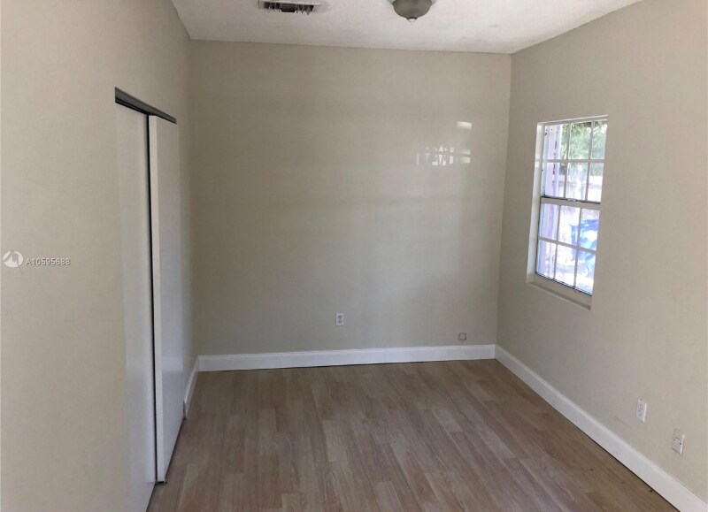 Building Photo - 1379 NW 29th Terrace