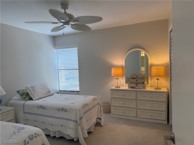 Building Photo - 5850 Trailwinds Dr