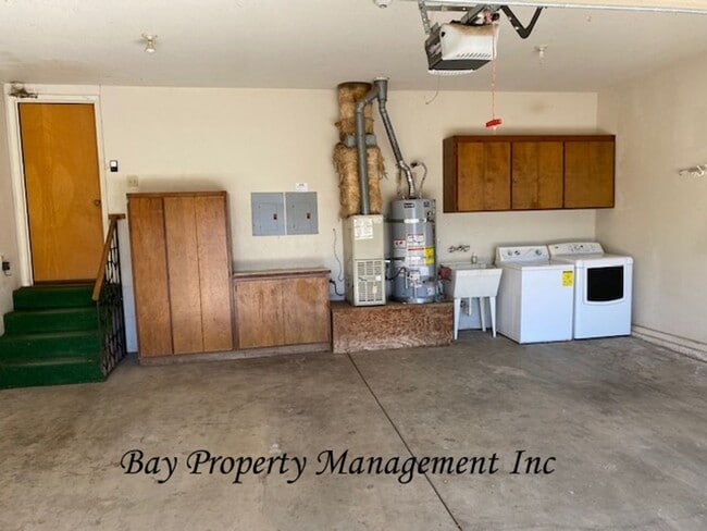 Building Photo - **Rent Reduced! Beautiful 3 Bedroom Ranch Home in the Foothills Outside Gonzales**