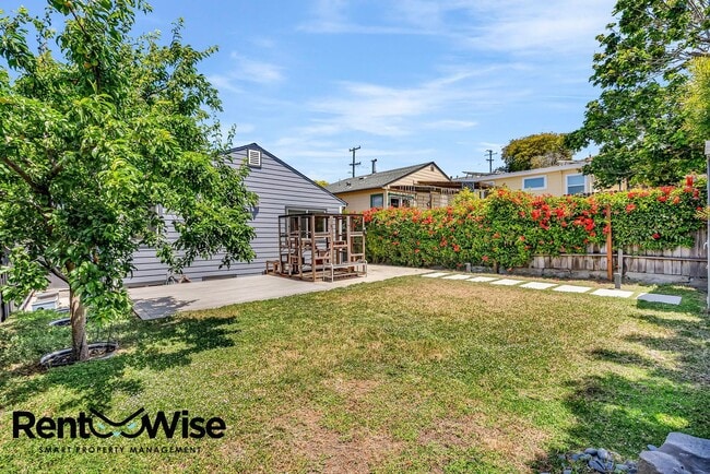 Building Photo - 5510 Plumas Ave