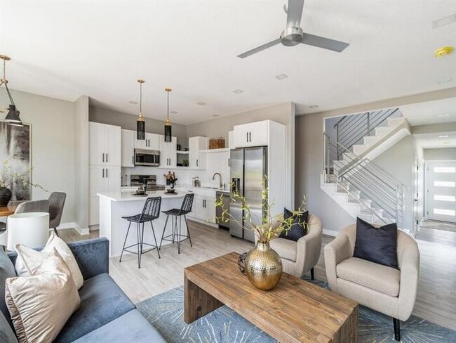 Building Photo - 15561 Rocklyn Place