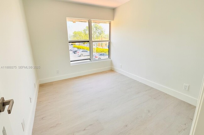 Building Photo - 2781 NE 165th Terrace