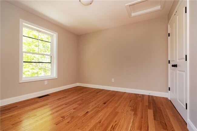 Building Photo - 81 Cadora Ave