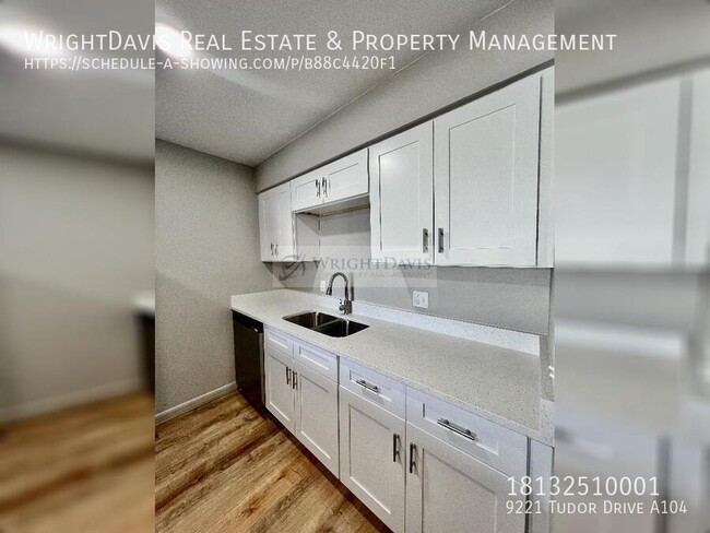 Building Photo - 9221 Tudor Dr