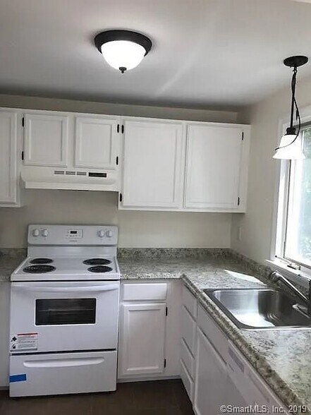 Building Photo - 43 River Colony