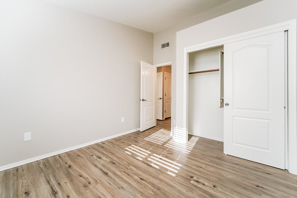 Building Photo - 6821 W Copperwood Way