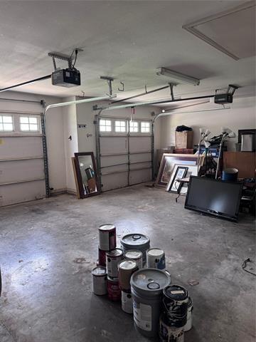 Building Photo - 1704 S Bowen Rd
