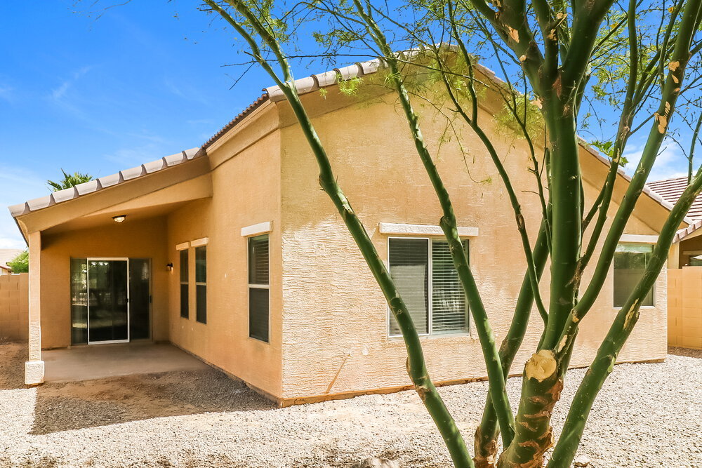 Building Photo - 24997 W Vista Norte St