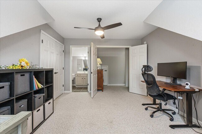 Building Photo - 410 Ashbury Cir