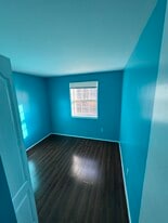 Building Photo - 5773 Yellowrose Ct