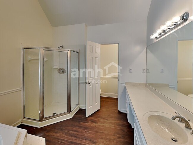 Building Photo - 4479 Cabinwood Turn