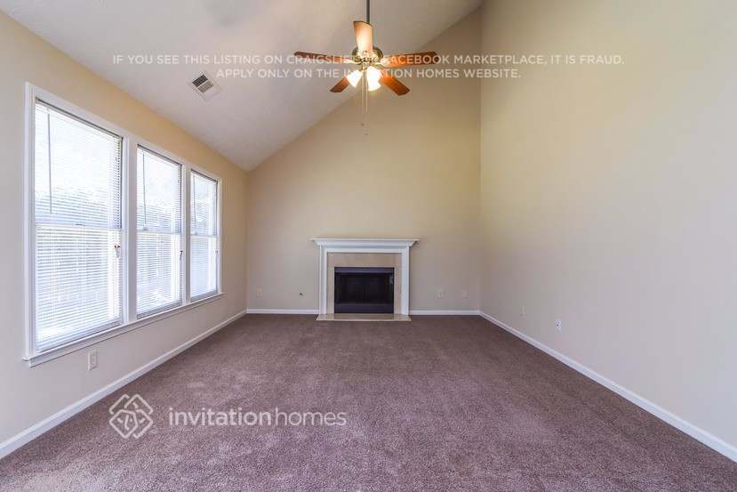 Building Photo - 4255 Ivy Run Cir