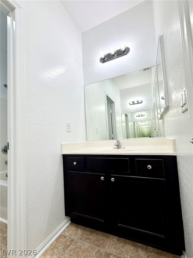 Building Photo - 6979 Painted Vista Ct