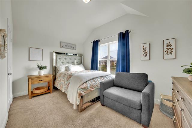 Building Photo - 345 Twin Creeks Dr