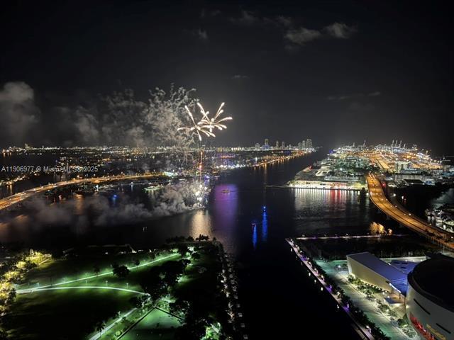 Building Photo - 900 Biscayne Blvd