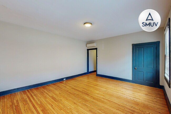 Building Photo - 24 E Madison St