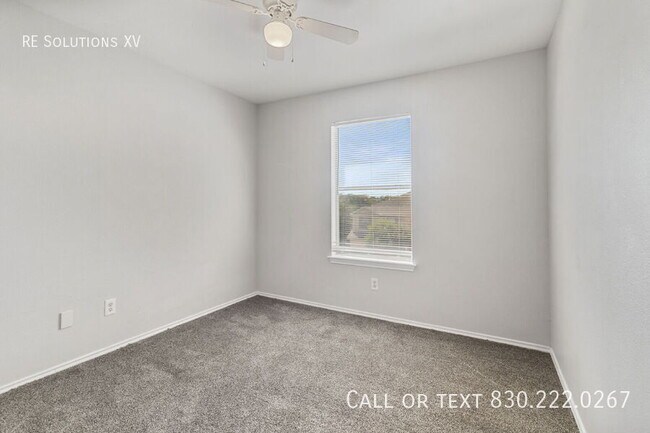 Building Photo - 10714 Mathom Landing