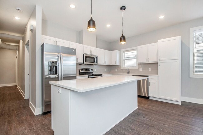 Building Photo - Three Bedroom | Two Bath in Ada, MI