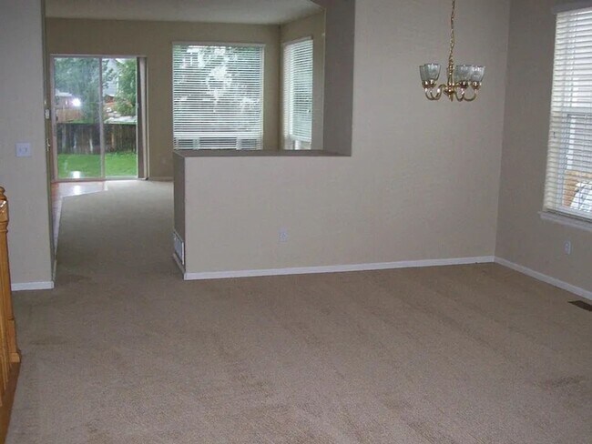 Building Photo - 4285 Nelson Dr