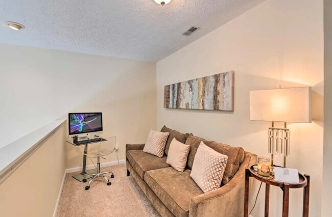 Building Photo - 901 Bordeaux Pl