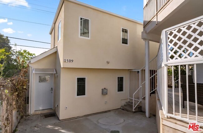 Building Photo - 1509 Edris Dr