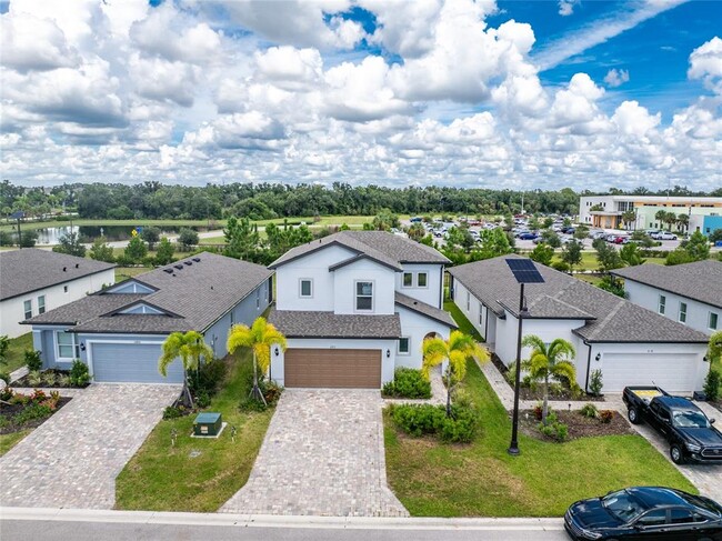 Building Photo - 16812 Celebration Dr