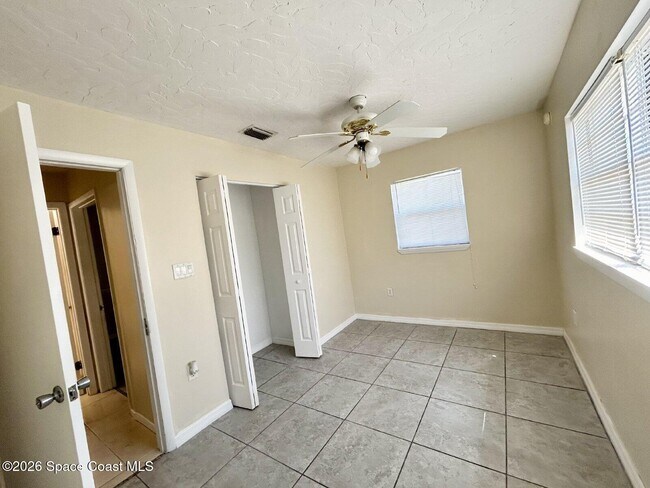 Building Photo - 100 Prince Ave