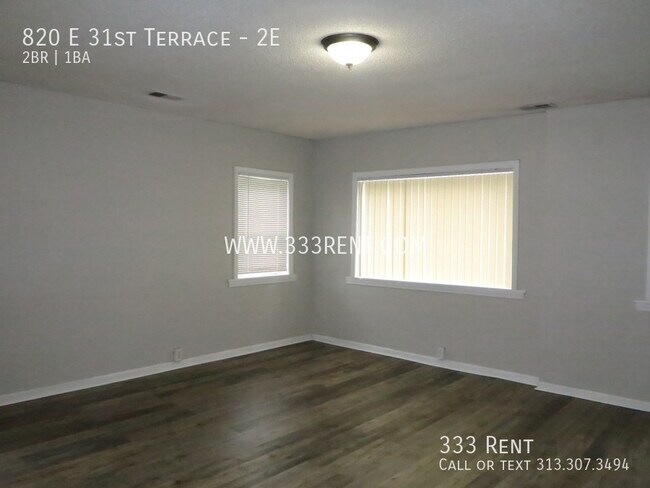 Building Photo - 820 E 31 Terrace