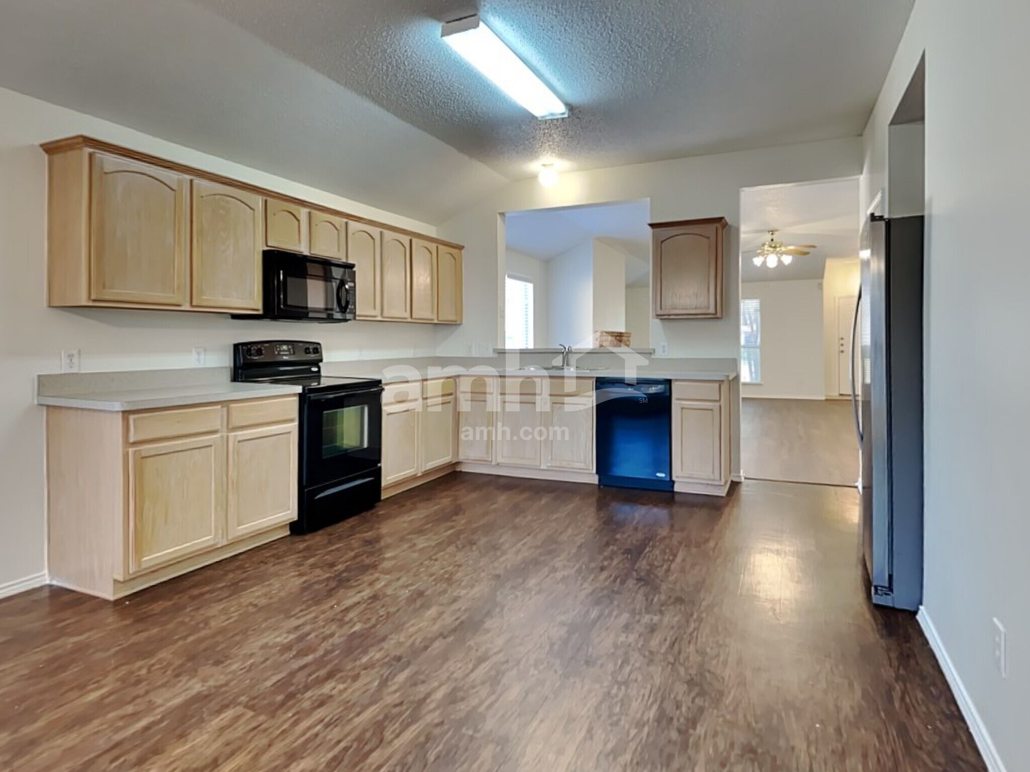 Building Photo - 2708 Emerald Ln
