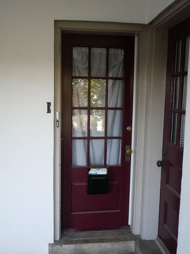 Building Photo - 2110 Walnut St