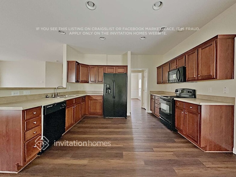 Building Photo - 7042 Church Wood Ln