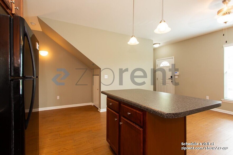 Building Photo - 3352 Fort Collins Ln