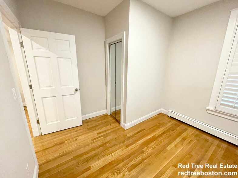 Building Photo - 130 P St