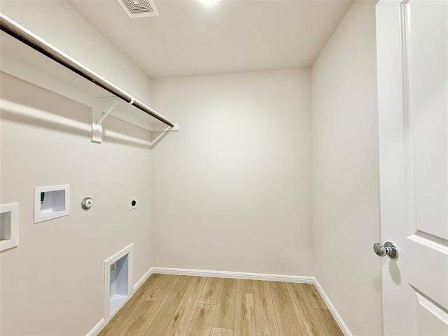 Building Photo - 7713 Moosewood Dr
