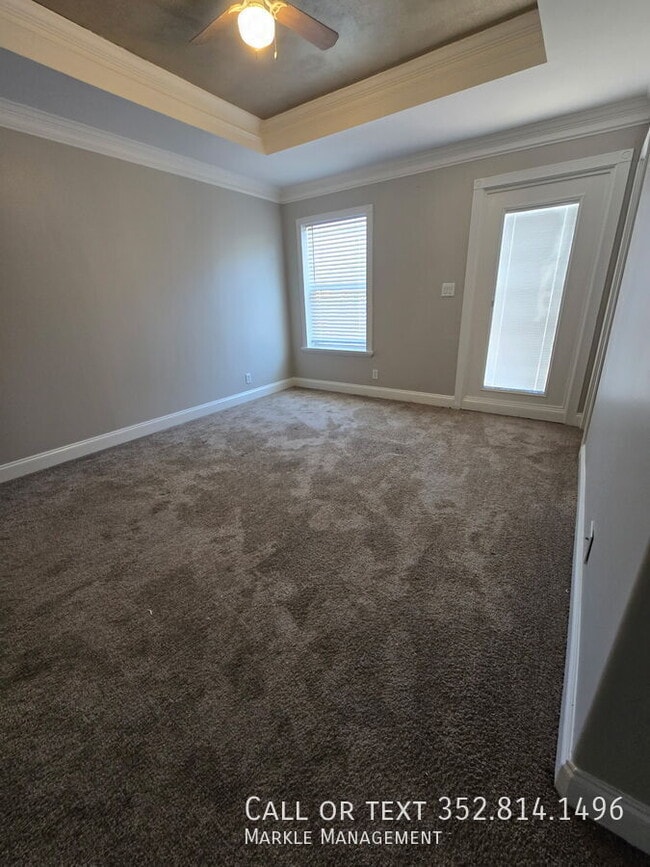 Building Photo - 200 S 11th St