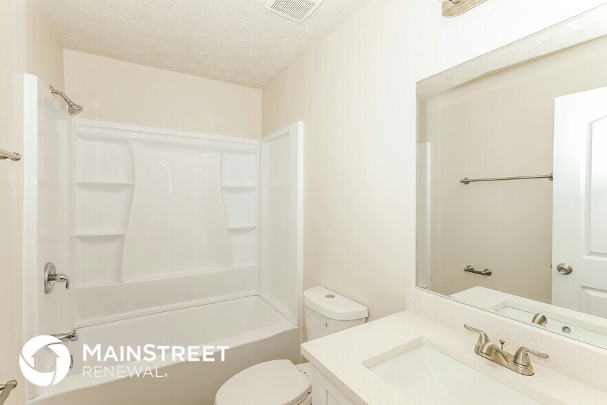 Building Photo - 7471 Garnet Dr