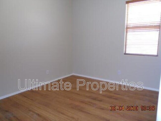 Building Photo - 14230 W Calavar Rd