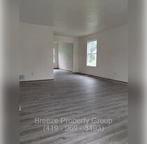 Building Photo - 2808 Benford Ln