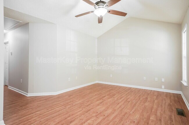 Building Photo - 317 Cross Hill Ln