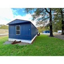 Building Photo - 4502 E Old Marion Hwy