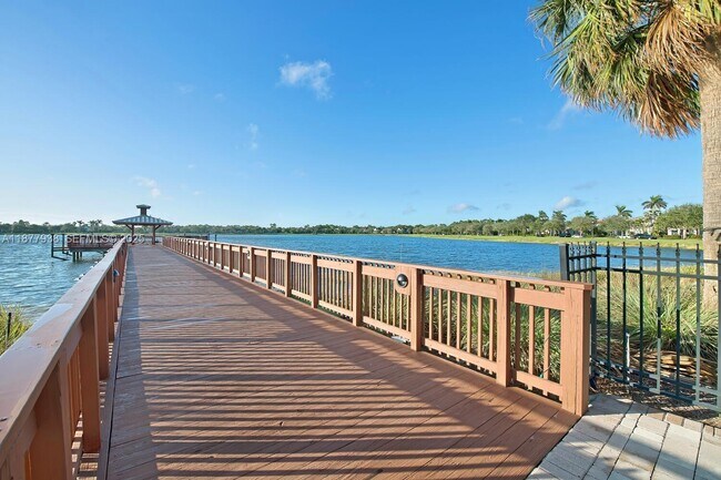 Building Photo - 198 Evergrene Pkwy