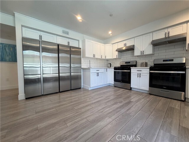 Building Photo - 5654 La Mirada Ave