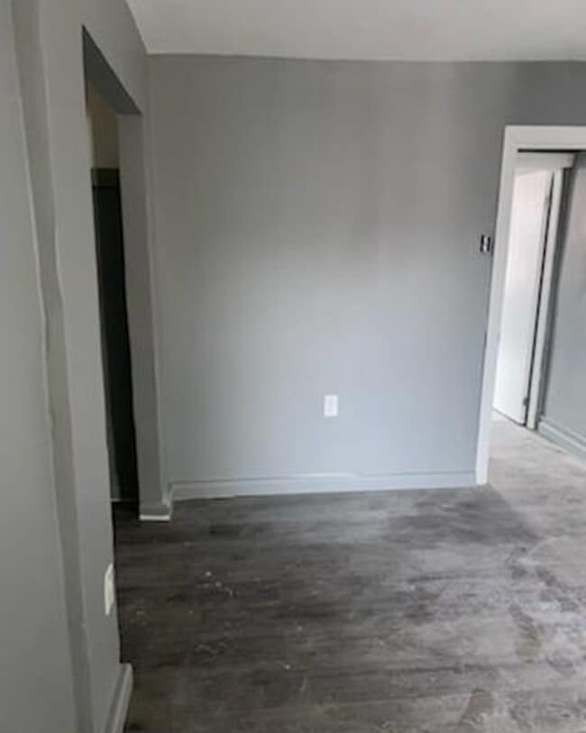 Building Photo - 1711 N Dallas St