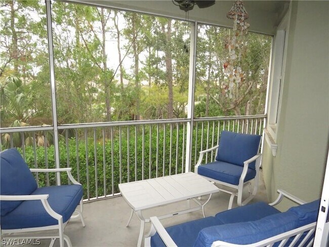 Building Photo - 1305 Mariposa Cir