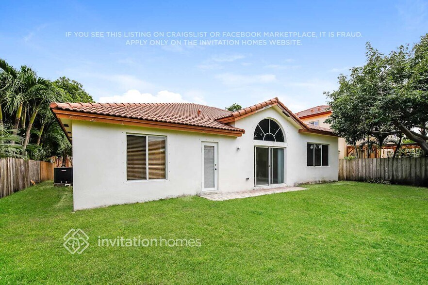 Building Photo - 22042 SW 94th Ave