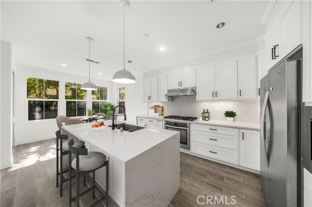 Building Photo - 83 Waterleaf