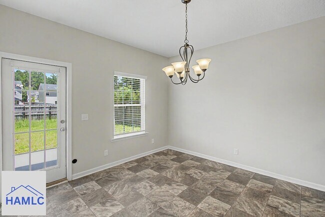 Building Photo - 16 Cassels Ct