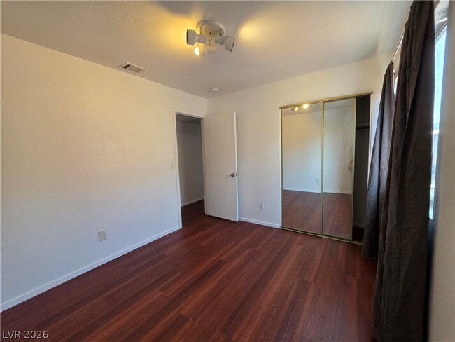 Building Photo - 1824 Sierra Valley Way